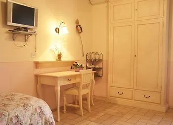 Hotel Le Due Torri Torre Quadrano 3*